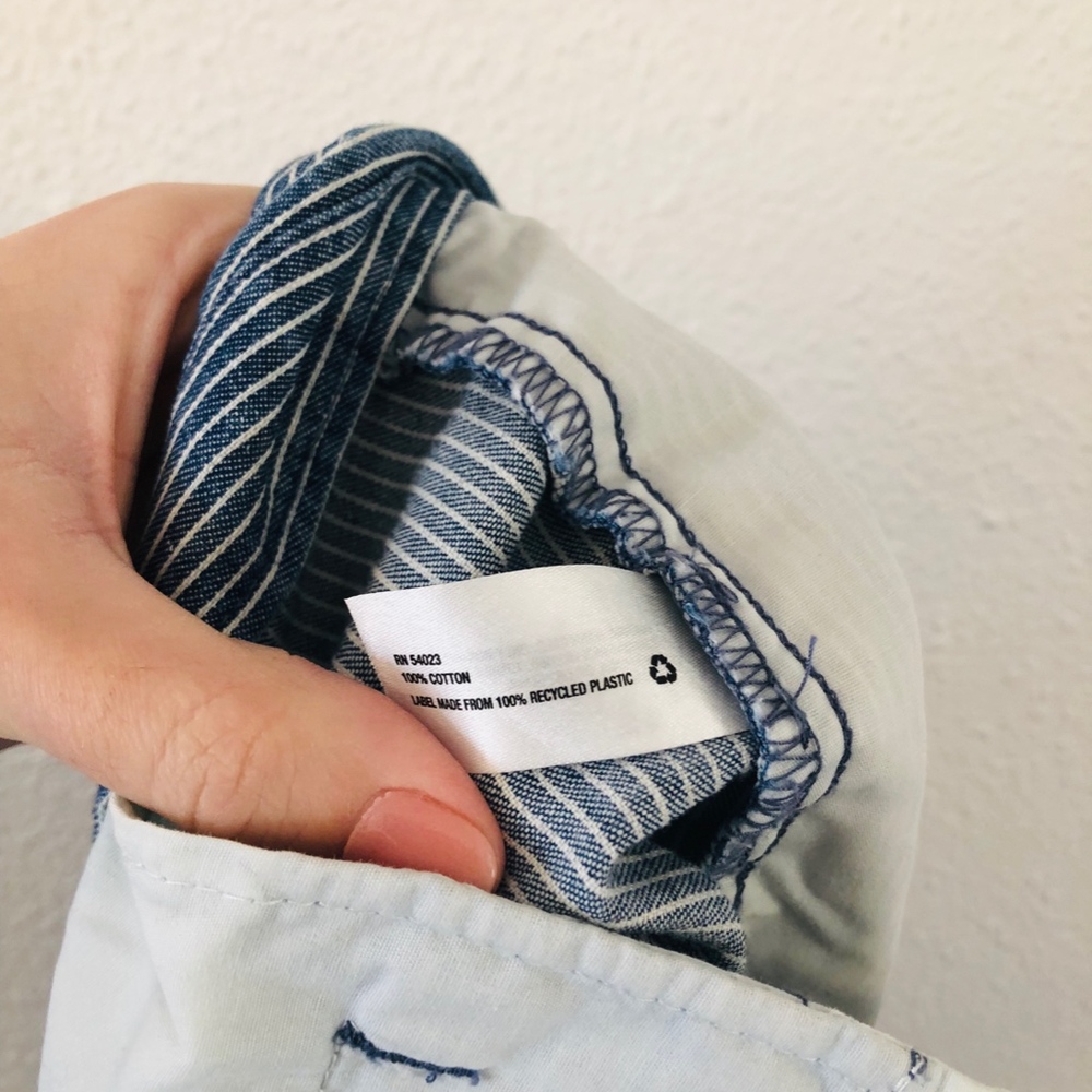 Gap Blue Stripe Shorts 4 - Picture 4 of 4
